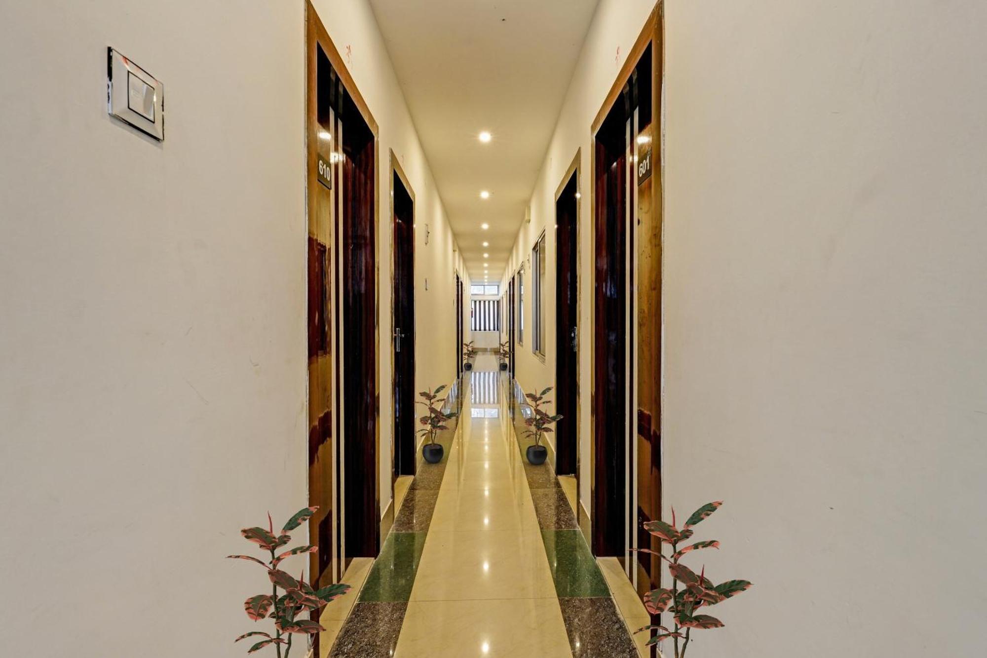 Hotel O Lakhi Guest House 古瓦哈提 外观 照片